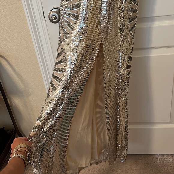 Bellabarnett sequin gown - Picture 8 of 11